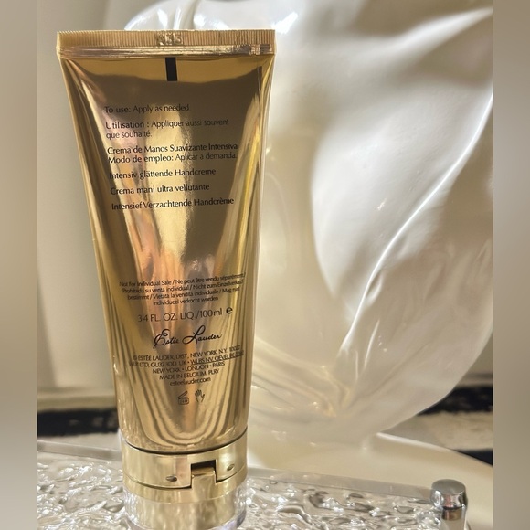 NEW Estée Lauder RE-NUTRIV INTENSIVE SMOOTHING HAND CREME - Picture 3 of 5